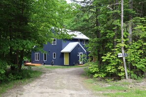Front of White Mountain Private Home