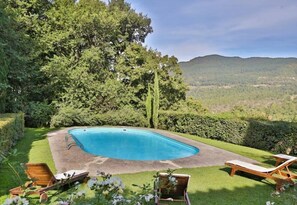 Holiday Home Swimming Pool