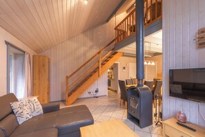 Kamin-/Ofen