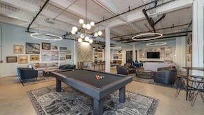Spielezimmer