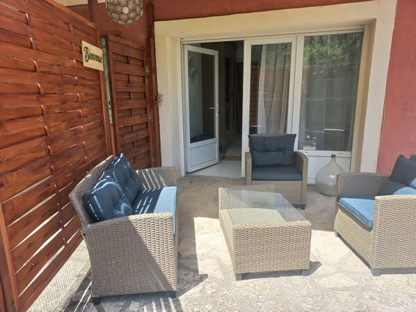 Terrace/patio