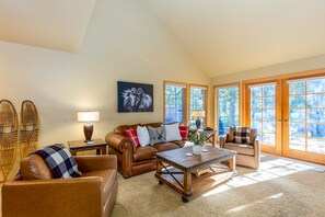 Living Room - Main Level