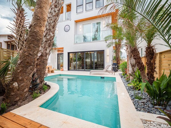 Heated salt water pool