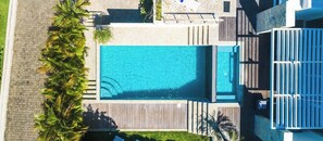 V02a Casa Preciosa  · Villa with 2 Level Pool with Jet Tub (468)