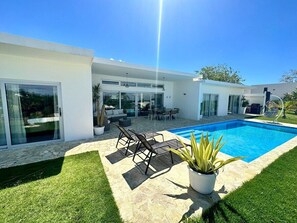 V33b Puerta del Sol  · Cozy Villa surrounded by Nature in all corners (689)