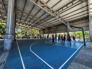 Sport court