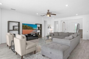 2493ShantiDrive(4)