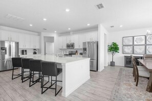 2493ShantiDrive(8)