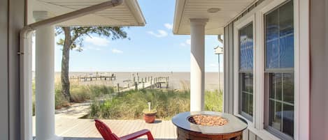 Deal Island Historic District Vacation Rental | 3BR | 2BA | 3 Steps Required