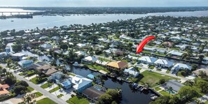 Located directly across the river from downtown Stuart shops and restaurants!