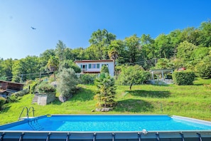 Exklusiv genutzter Pool