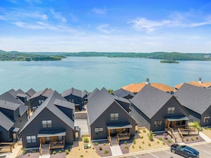 Incredible views of Table Rock Lake