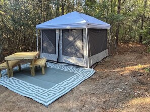 屋外ダイニングエリア