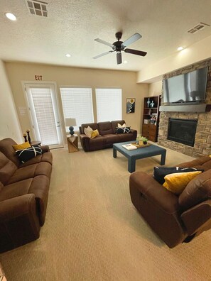 NEW CARPET Family Room with fireplace