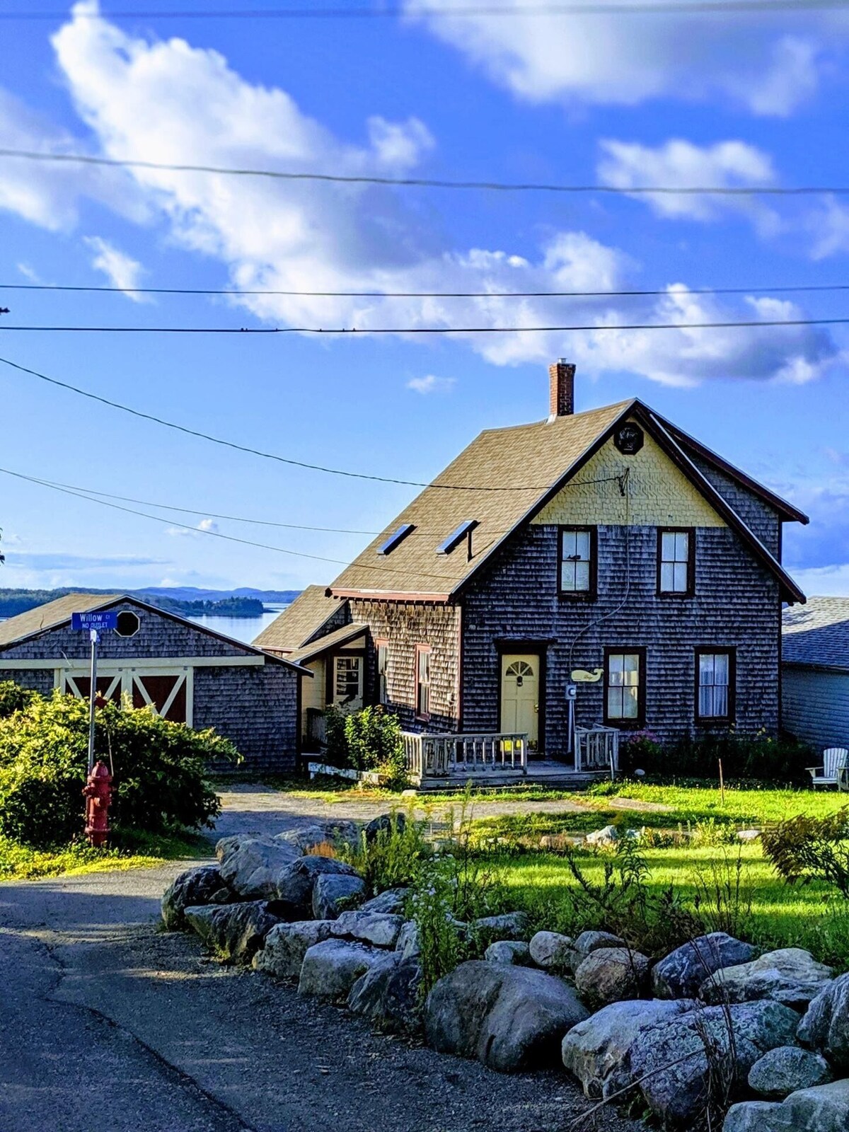 Main Image