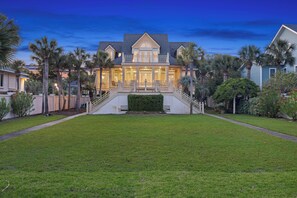 Gorgeous oceanfront home
