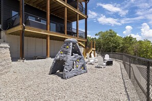 Sports Suite - Garden Level: Outdoor Space