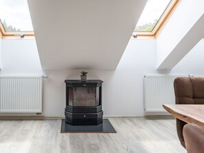 Meubles, Bois, Sol, Sol, Salon, Bâtiment, Dur, Confort, Tache De Bois, Revêtement De Sol Stratifié