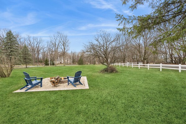 Enjoy the firepit under a starry sky