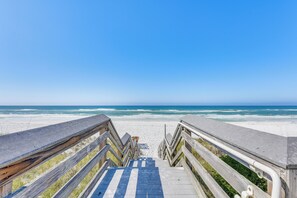 Beach Access | 0.2 Mi Away | Walk to Restaurants