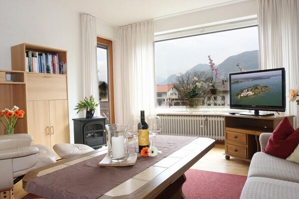 Ferienwohnung Bergblick für 2-5 Personen (95 qm, OG)