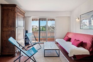 Balcony / Terrace / Patio, Living Room