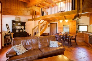 Dining Room, Kitchen, Living Room, Main Entrance