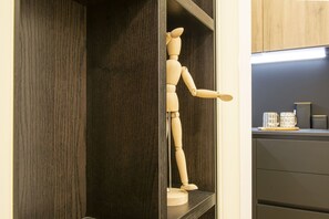 Kitchen, Room Detail