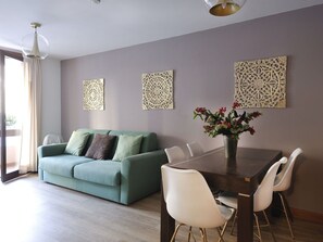 Balcony / Terrace / Patio, Dining Room, Living Room