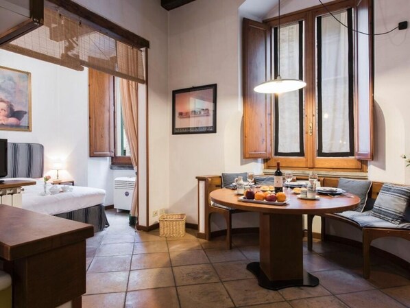 Bedroom, Dining Room, Kitchen, Living Room