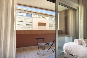Balcony / Terrace / Patio, Living Room, Summer