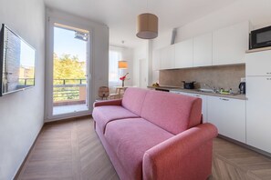 Autumn, Balcony / Terrace / Patio, Dining Room, Kitchen, Living Room