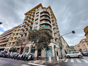 Building Exterior, Scenic View