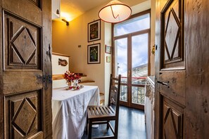 Dining Room, Kitchen