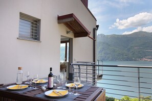 Balcony / Terrace / Patio, Main Entrance, Scenic View