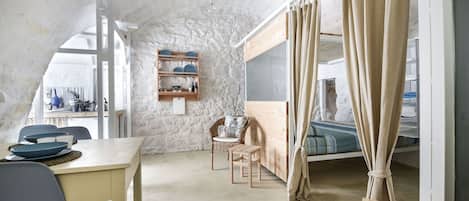 Bedroom, Dining Room, Living Room