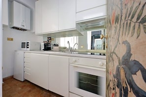 Comfort Studio Apartment next to the Colosseum; Rome, Italy