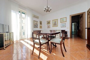 Balcony / Terrace / Patio, Dining Room, Living Room