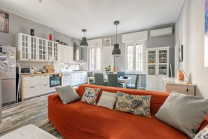 Kitchen, Living Room