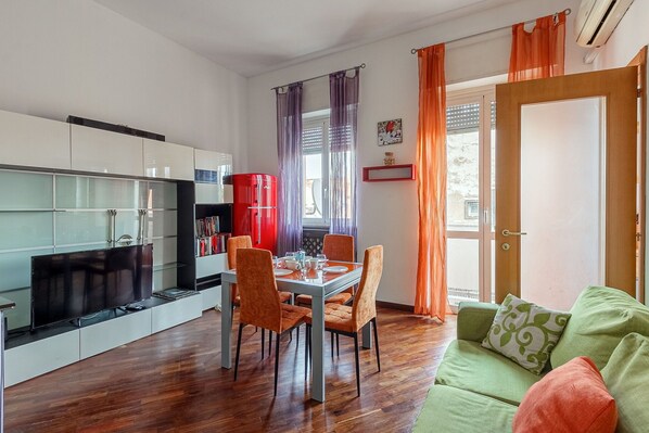 Dining Room, Living Room