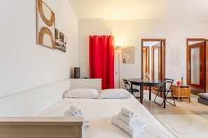 Bedroom, Living Room