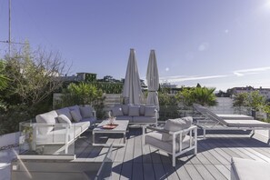Balcony / Terrace / Patio