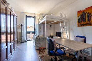 Bedroom, Living Room