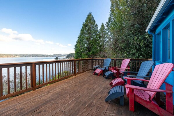 Spacious Deck