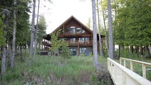 Bootjack Lodge on Drummond Island (2586)
