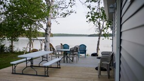 By the Shore on Drummond Island (2731)