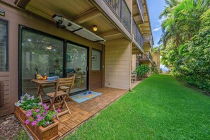 Hono Kai A14 Outside lanai area