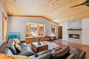 Evergreen Oasis Bay Window
