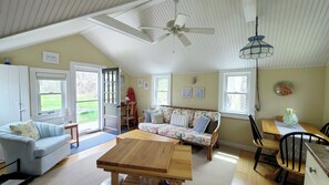 Open and bright main living area
