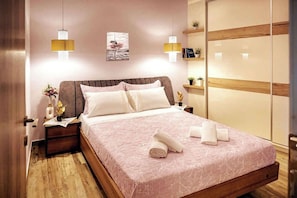 Bedroom 1: comfy queen bed